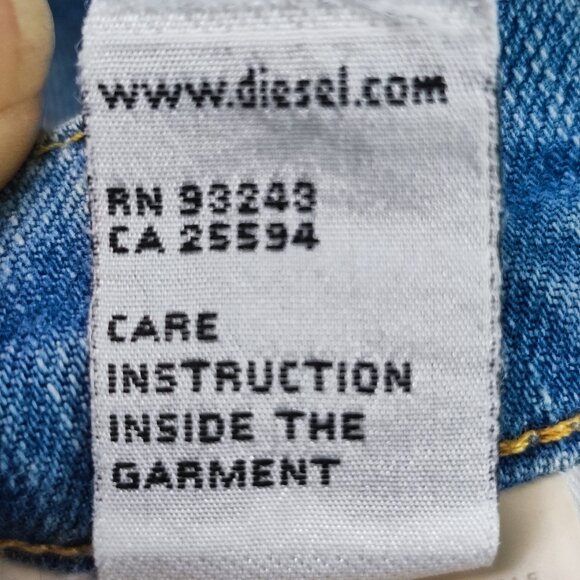 Diesel Industries Jeans Capri distressed ripped hard washed blue women's size 28 - Picture 7 of 16